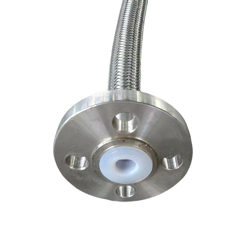 Can a metal hose, with its flexible body, achieve reliable connections and long-lasting protection in harsh environments?